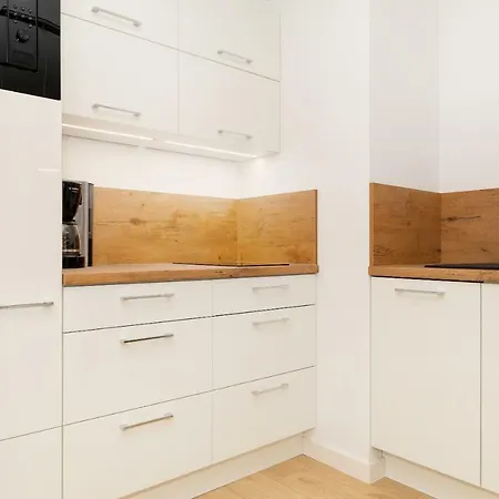 아파트 Deluxe 38 Baltycka 6 By Jantar 코워브제크